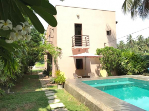 Sri Beach Bungalows And Villa